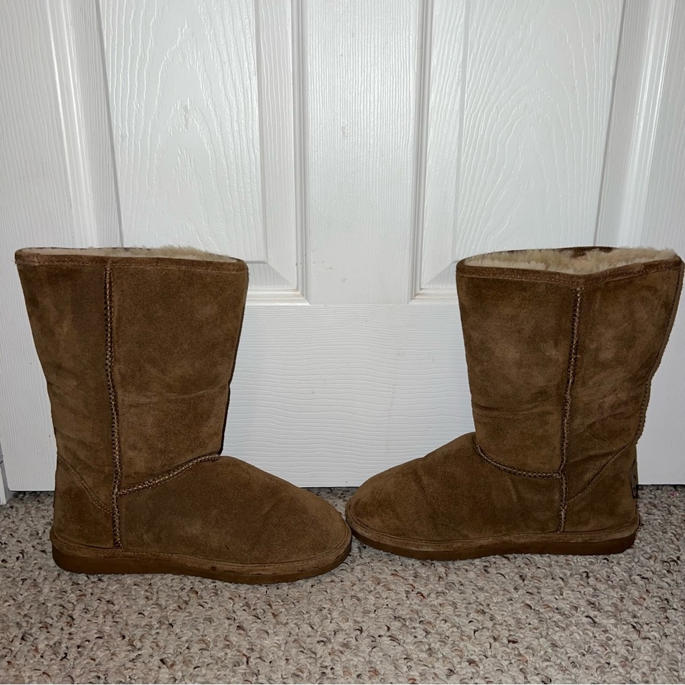 Bearpaw Boots - Picture 2 of 7